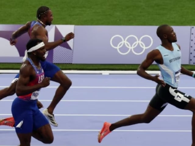 paris 2024 olympics   athletics   men s 200m final   stade de france saint denis france   august 08 2024 letsile tebogo of botswana wins gold ahead of second place kenneth bednarek of united states and third place noah lyles of united states photo reuters